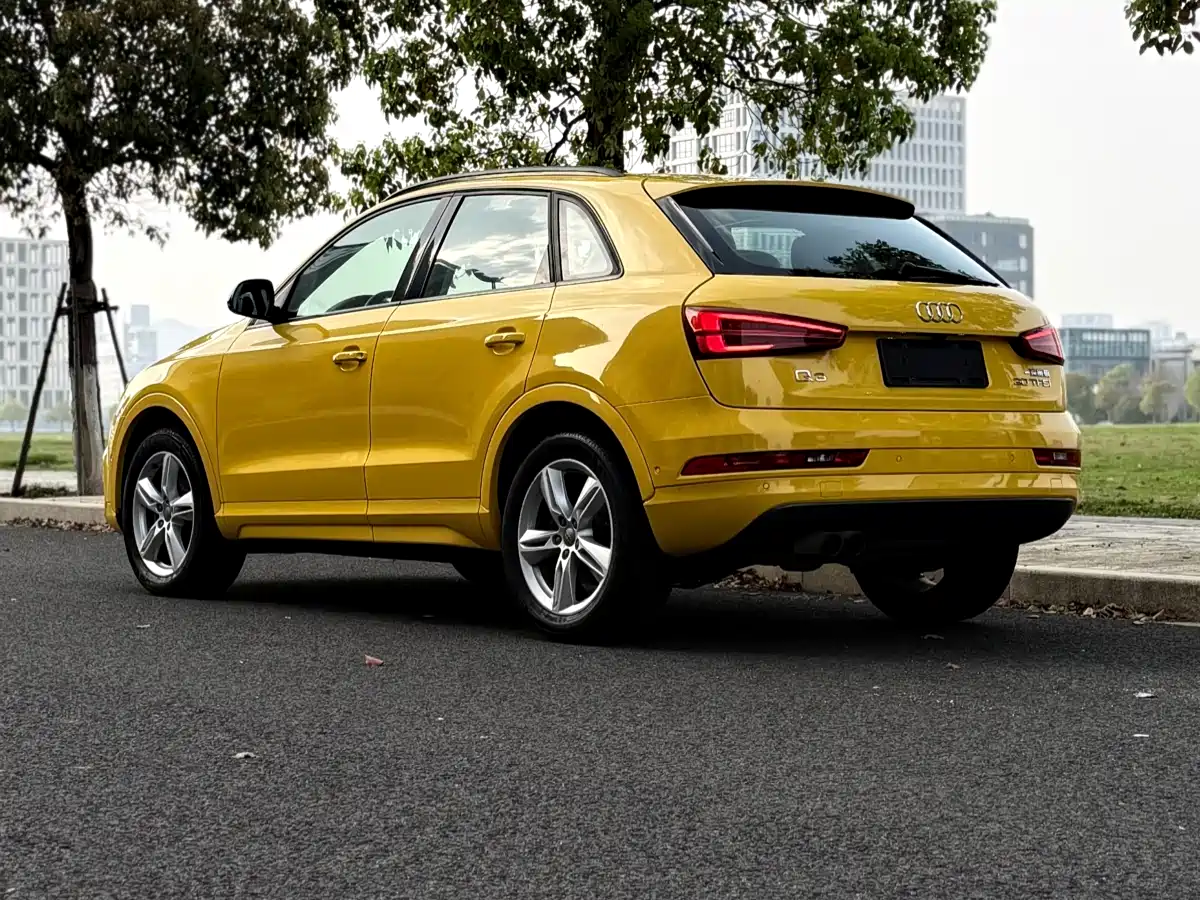 Audi Q3 2017 30 TFSI Style фото 4