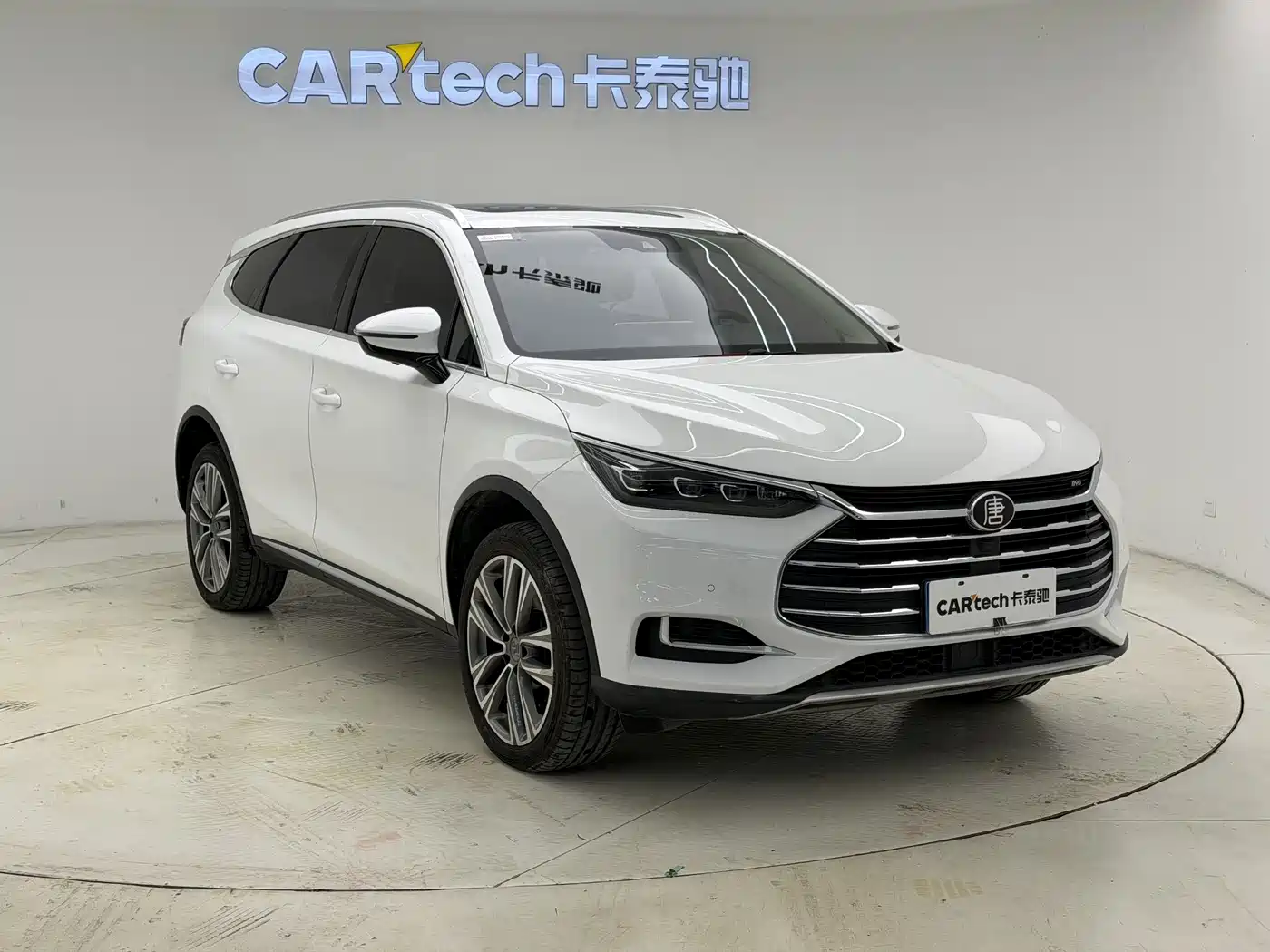 BYD Tang 2018 2018 2.0T Automatic Smart Connection Honor Edition 7-Seater China V