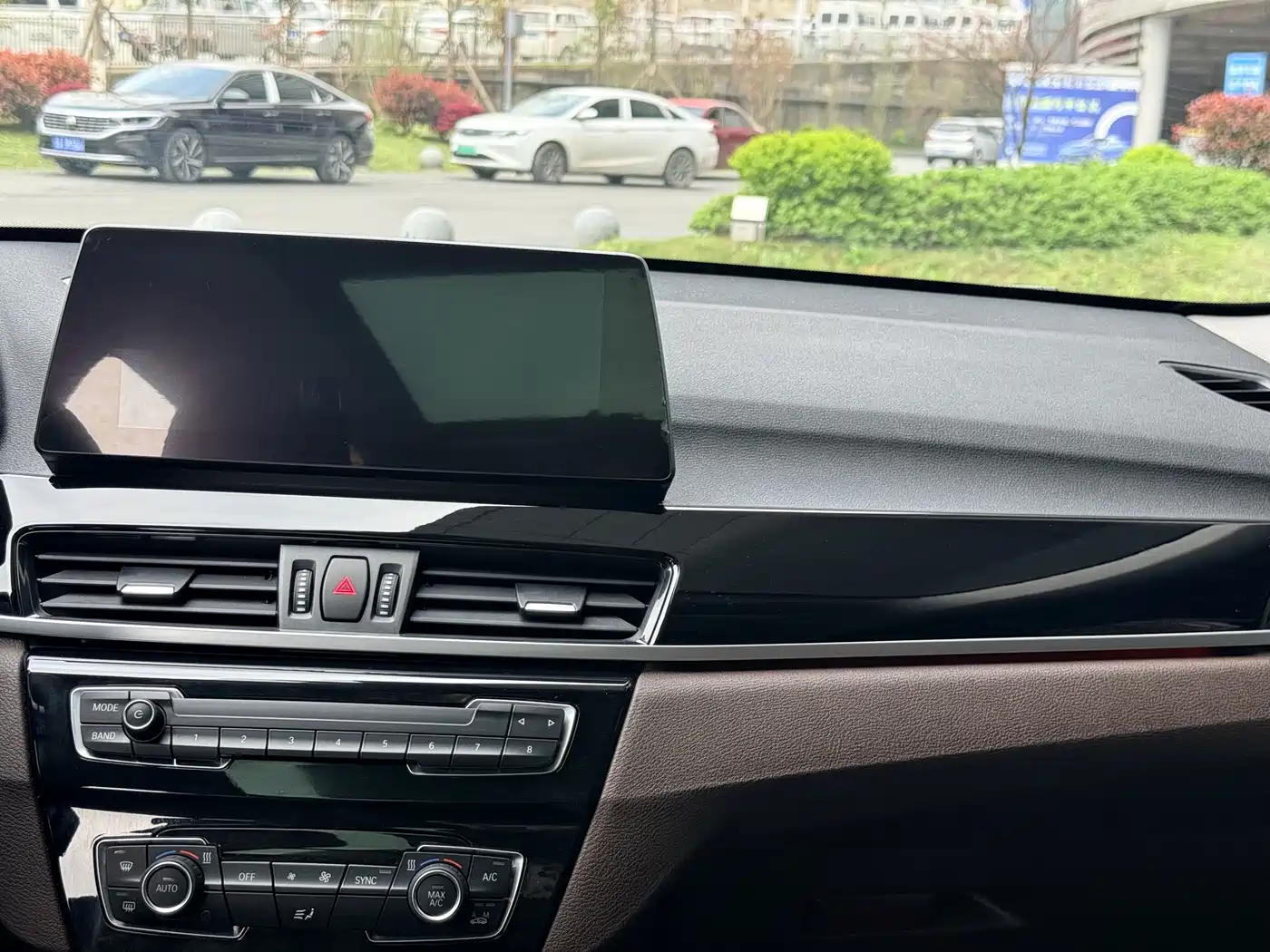 BMW X1 2022 sDrive25Li Leading фото 16