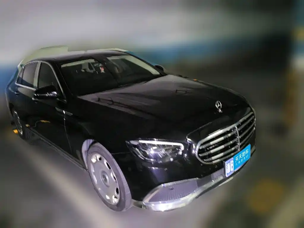 Mercedes-Benz E-Class, миниатюра 3