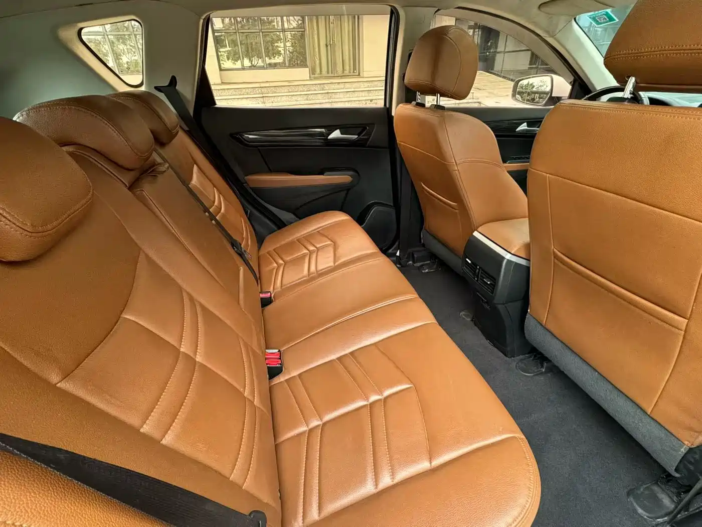 Dongfeng Fengdu MX5 2017 2016 2.0L Automatic Flagship Edition