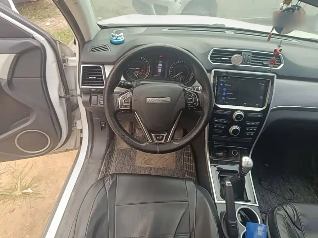 Фото 11 - Haval H2