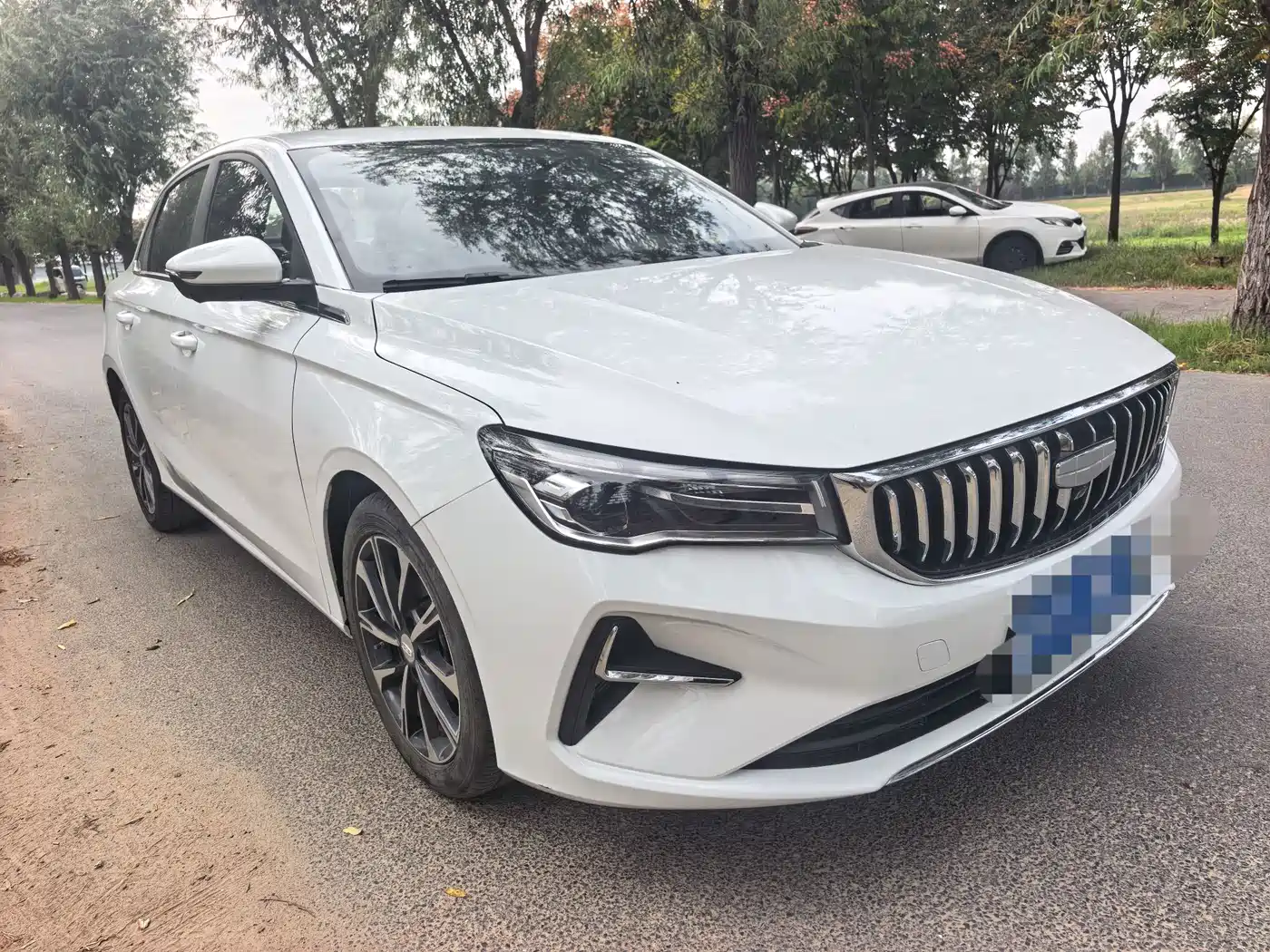 Фото 3 - Geely Emgrand