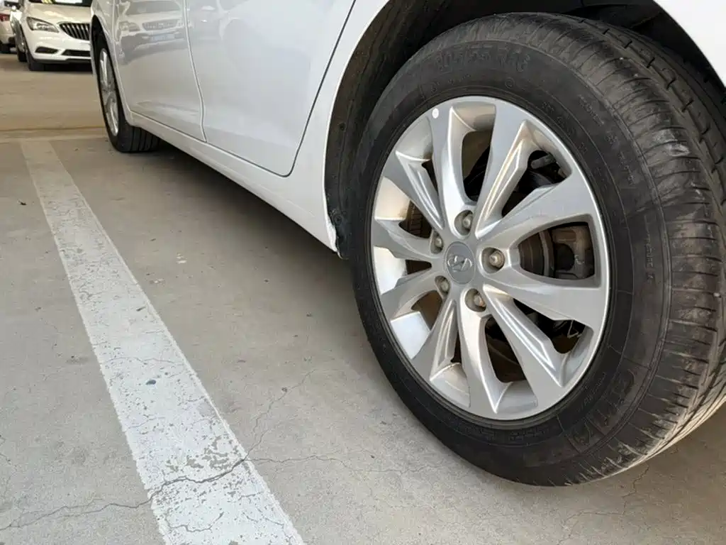 Hyundai Langdong 2017 2016 1.6L Automatic Premium Edition