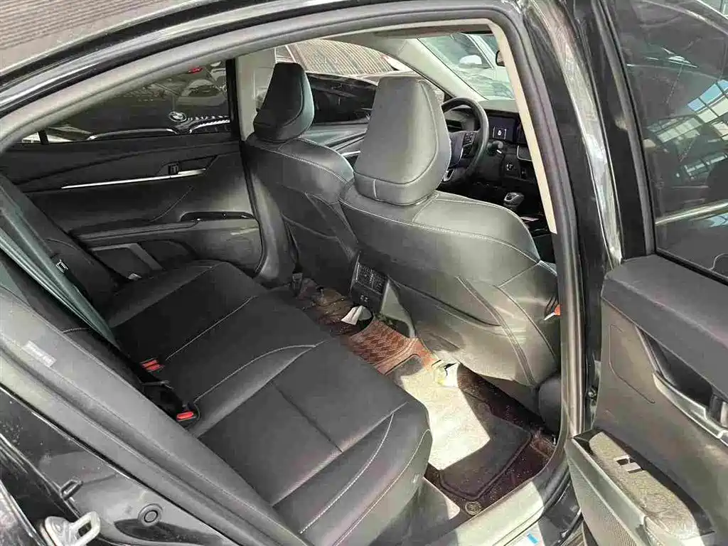 Toyota Camry 2025 Dual Engine 2.0HG Glory Edition фото 6