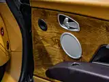 Фото 25 - Aston Martin DB11