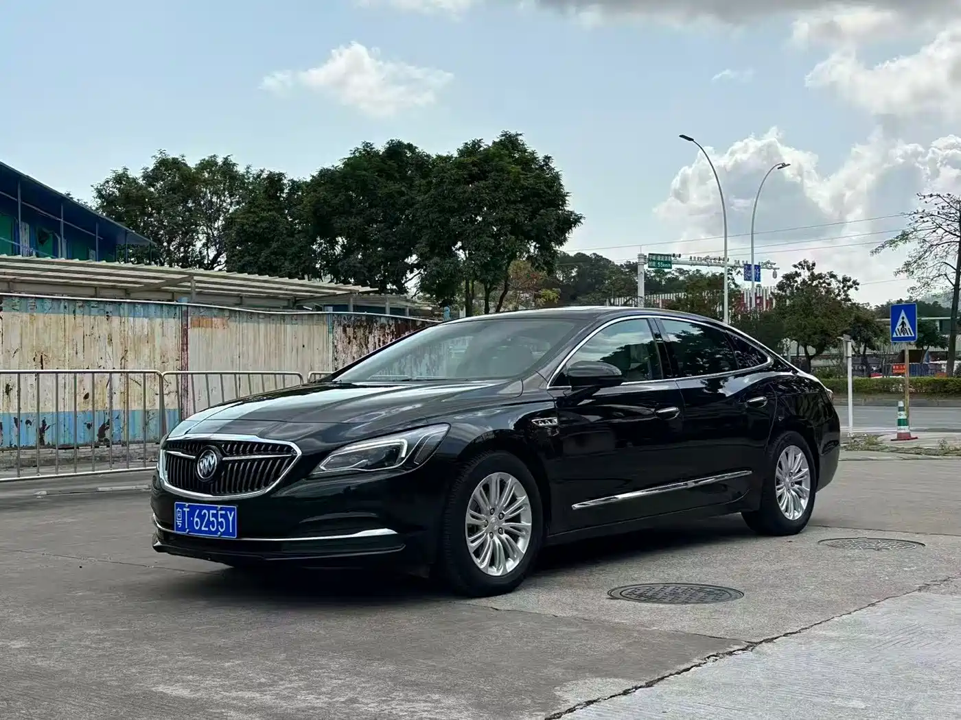 Photo 1 - Buick LaCrosse