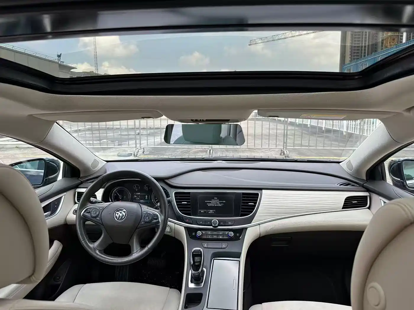 Photo 6 - Buick LaCrosse