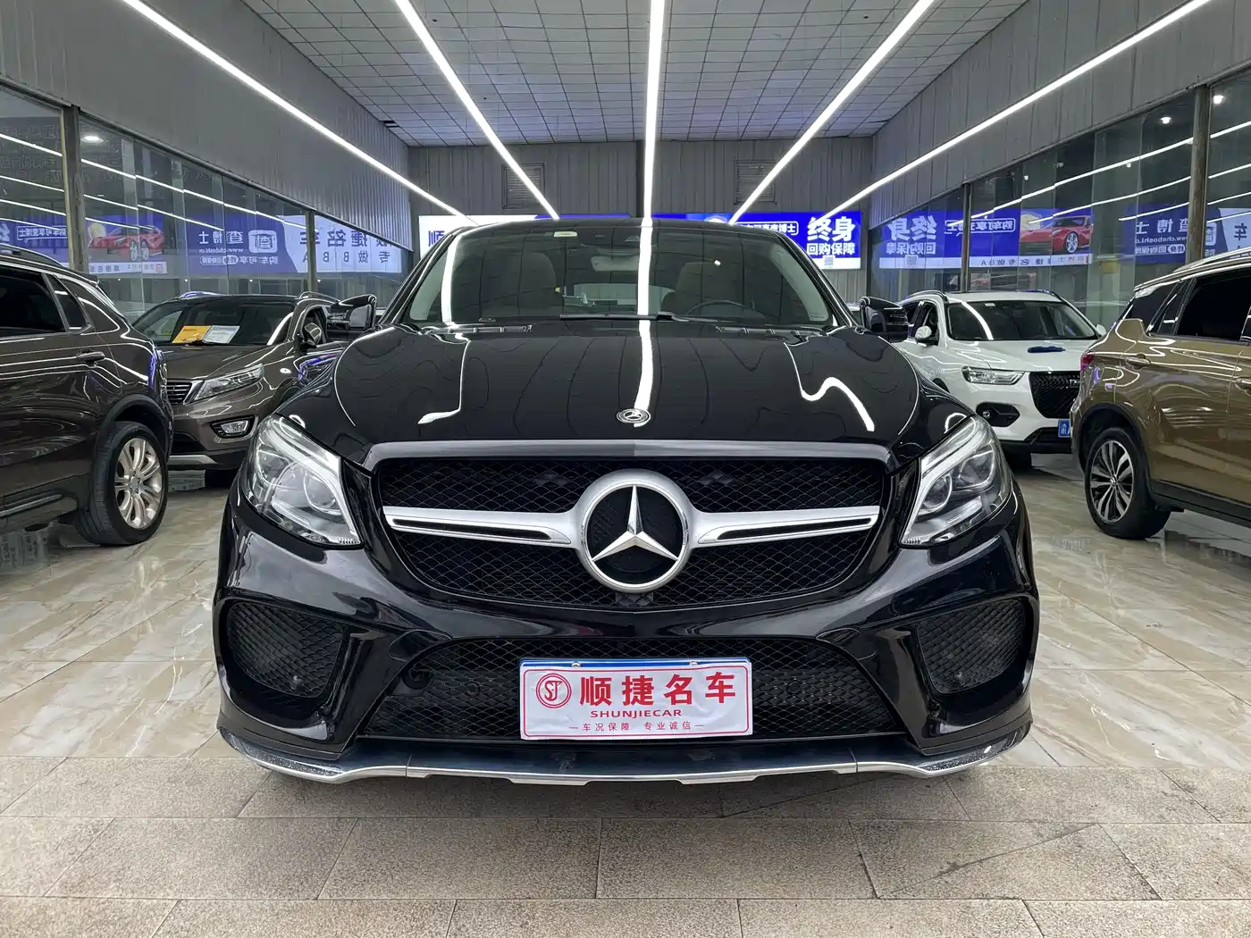 Mercedes-Benz GLE Coupe 2015 GLE 320 4MATIC Coupe SUV фото 2