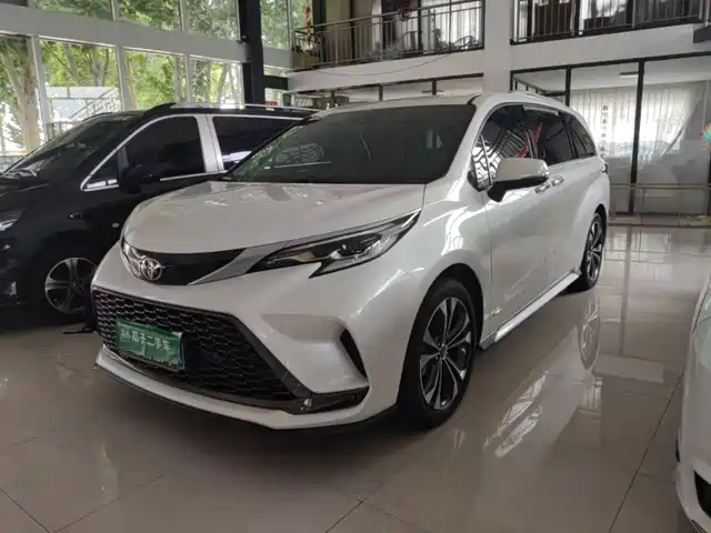 Toyota Granvia 2025