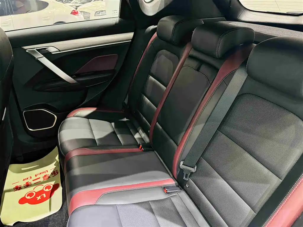 Geely Coolray 2019 2019 Sport 260T DCT Battle China V