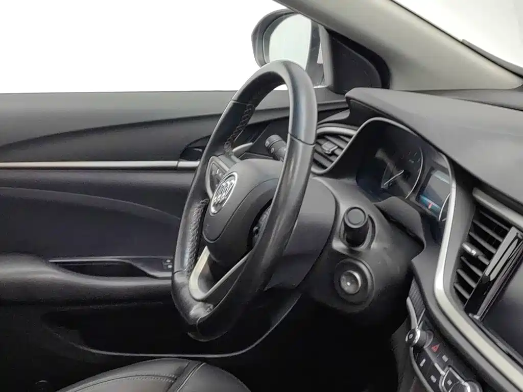 Фото 22 - Buick Excelle
