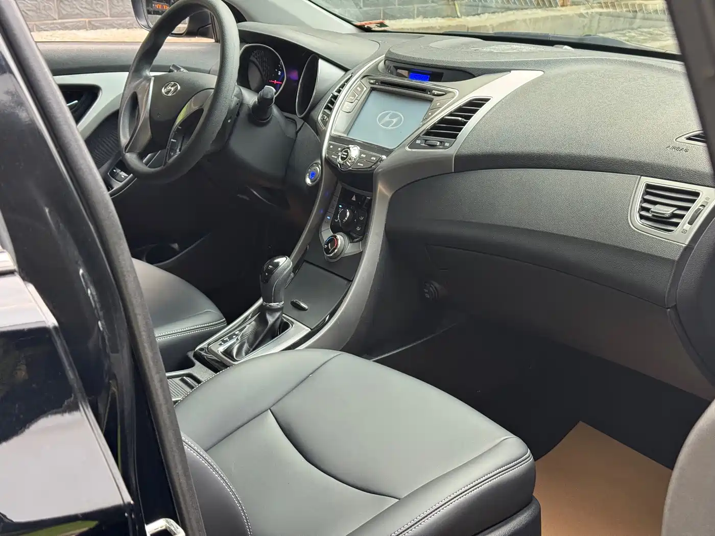 Hyundai Langdong 2013 2012 1.6L Automatic Leading