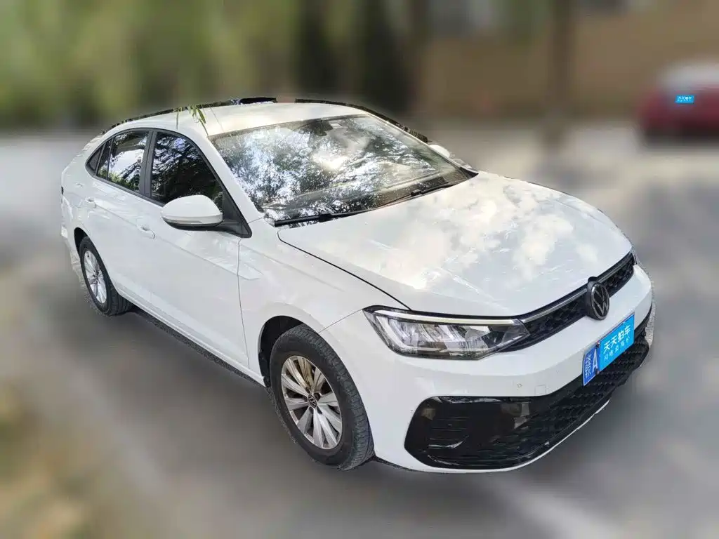 صورة 3 - Volkswagen Lavida