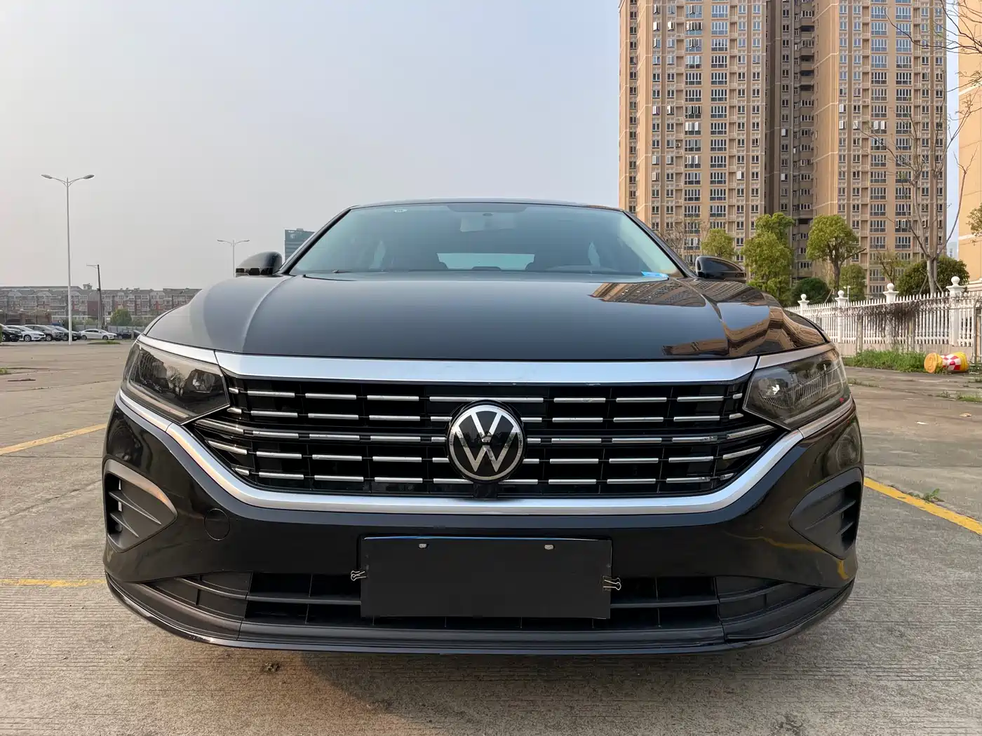 Volkswagen Passat 2023 280TSI Elite Edition фото 2