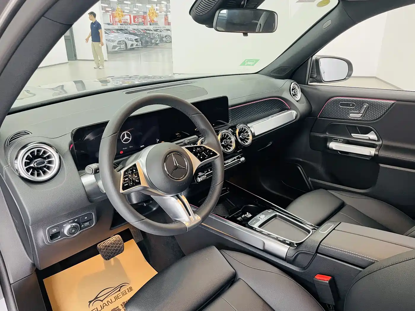 Mercedes-Benz EQB 2025 2025 EQB 260