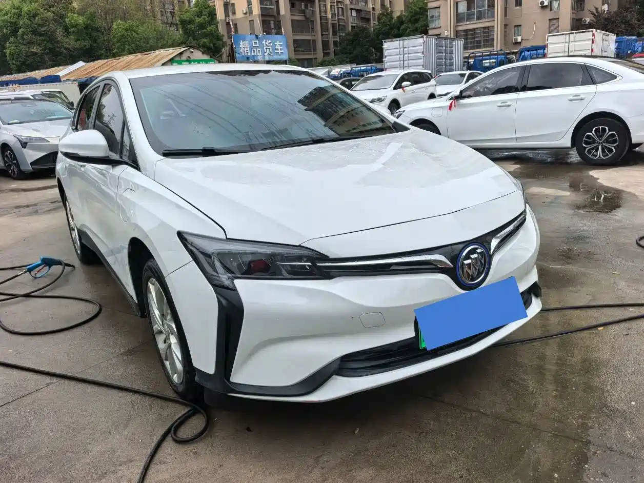 BUICK SLIGHTLY BLUE 6