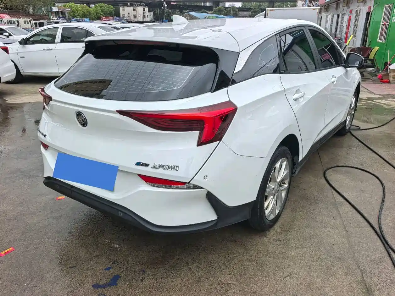 BUICK SLIGHTLY BLUE 6