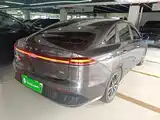 Фото 7 - Roewe D6