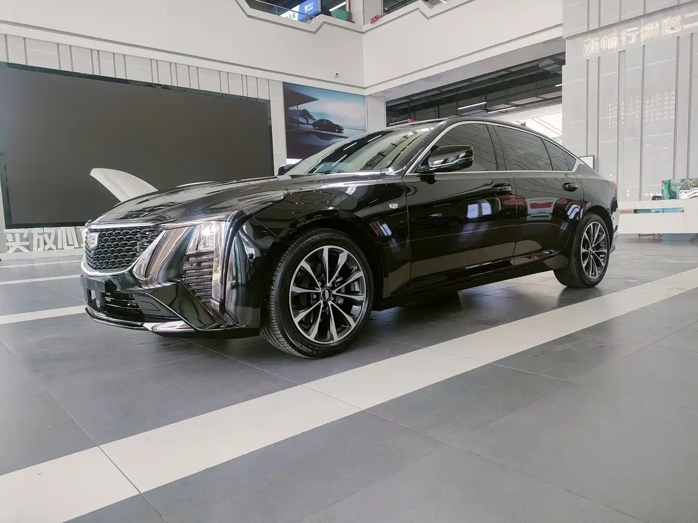 Cadillac CT5 2026 2025 Model 28T Urban Sport Edition