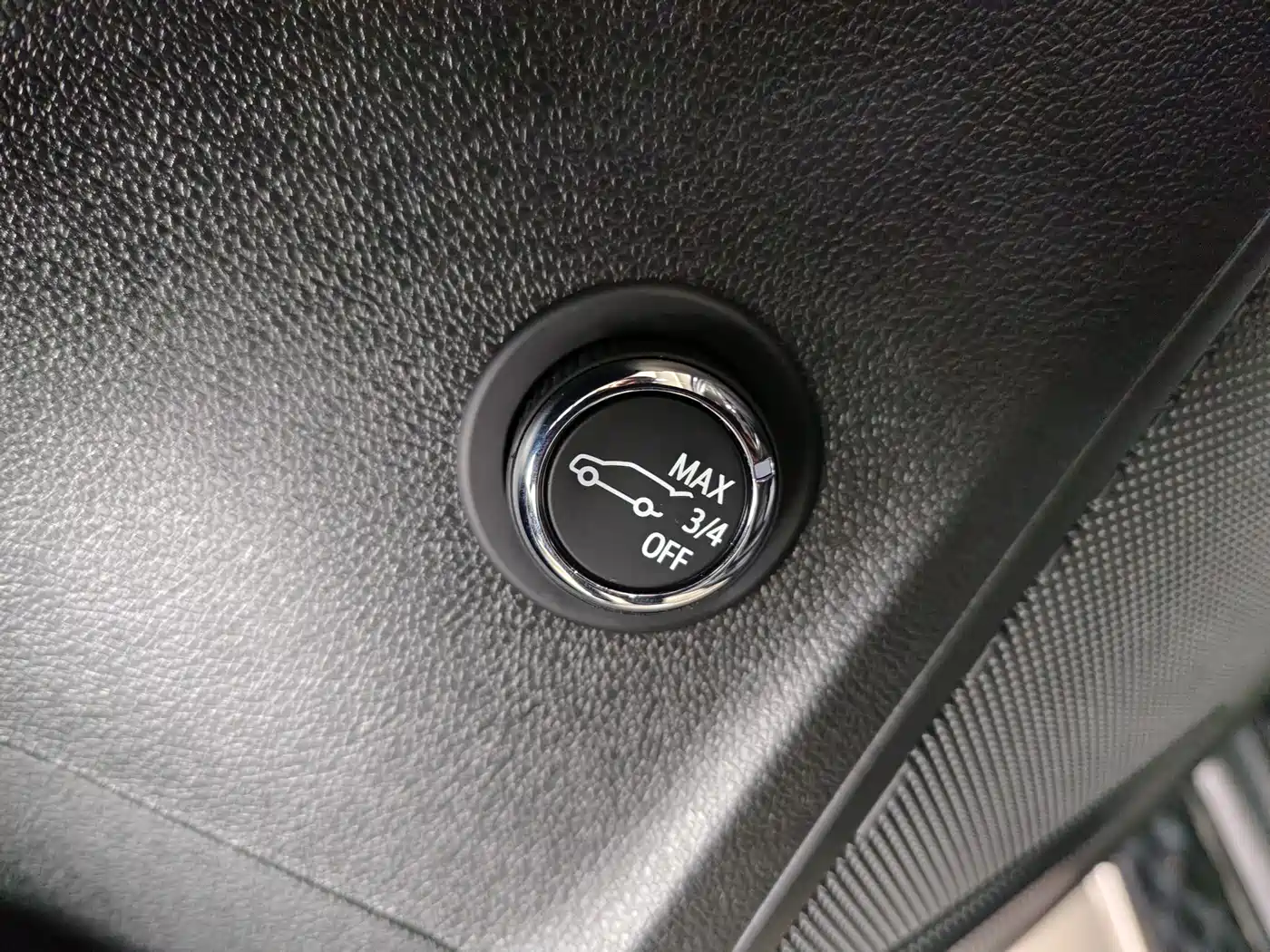 Buick Envision Plus 2025 Enclave Plus 28T 2WD Platinum Edition фото 12