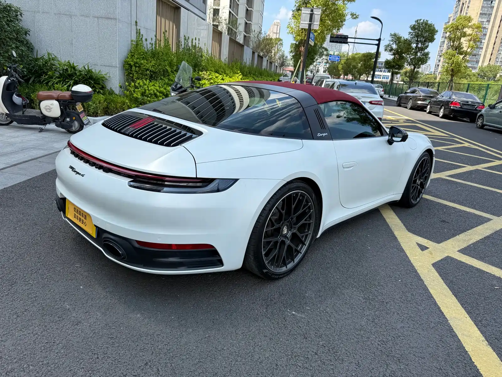 Фото 5 - Porsche 911