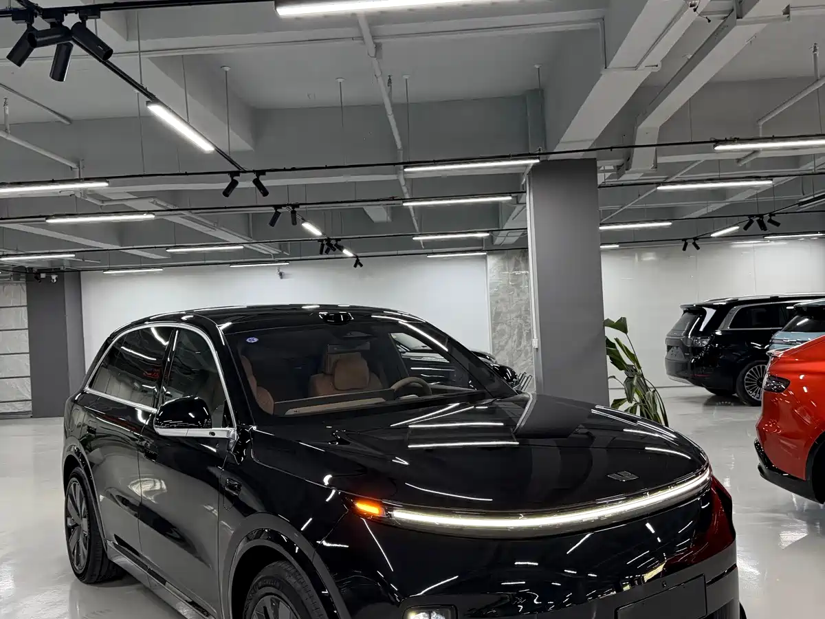 2026 Li Auto L8