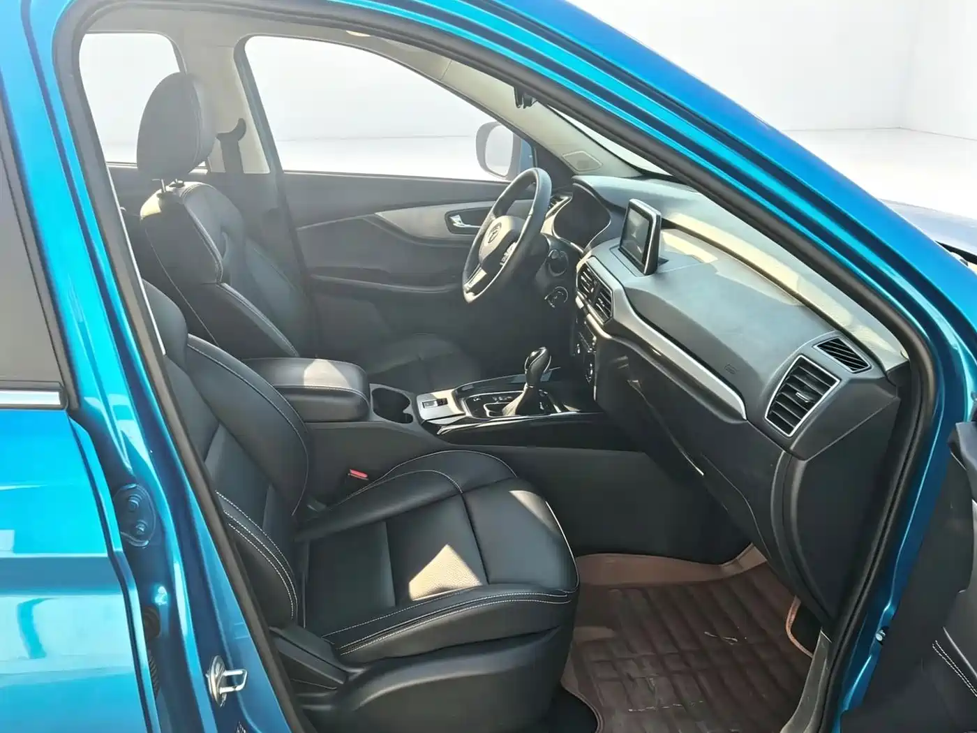 صورة 5 - Dongfeng Fengguang Fengguang S560