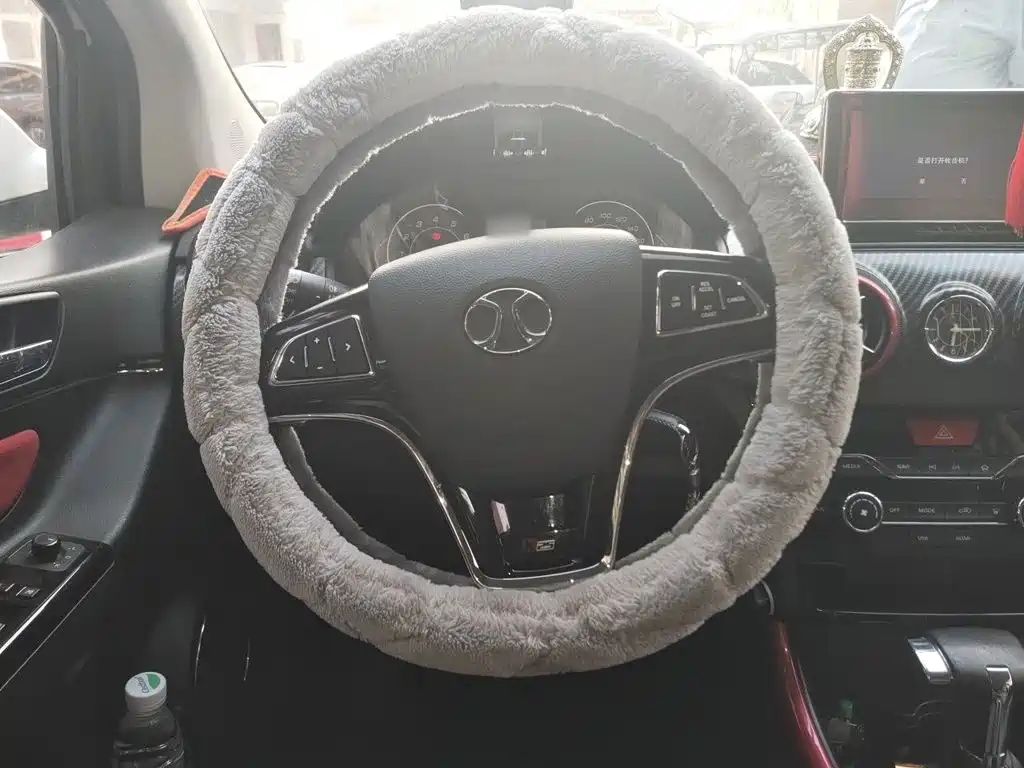 BAIC Senova X25 2016 2015 1.5L Automatic Luxury
