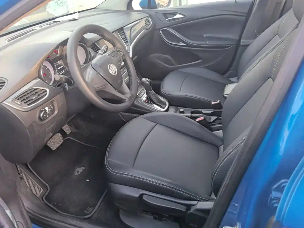 Фото 15 - Buick Verano
