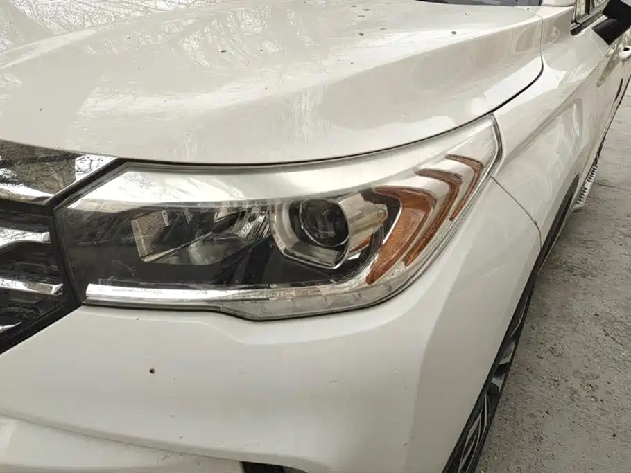 GAC Trumpchi Trumpchi GS4 2016 235T Manual Luxury Edition фото 5