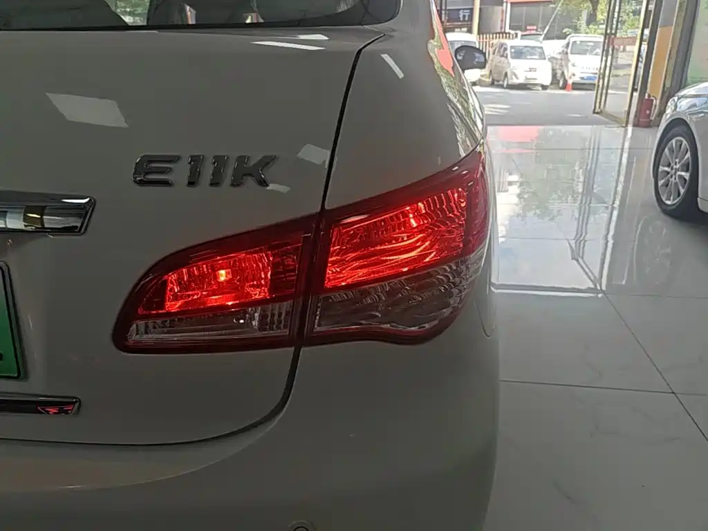 Dongfeng Junfeng E11K 2022 2019 Standard Edition