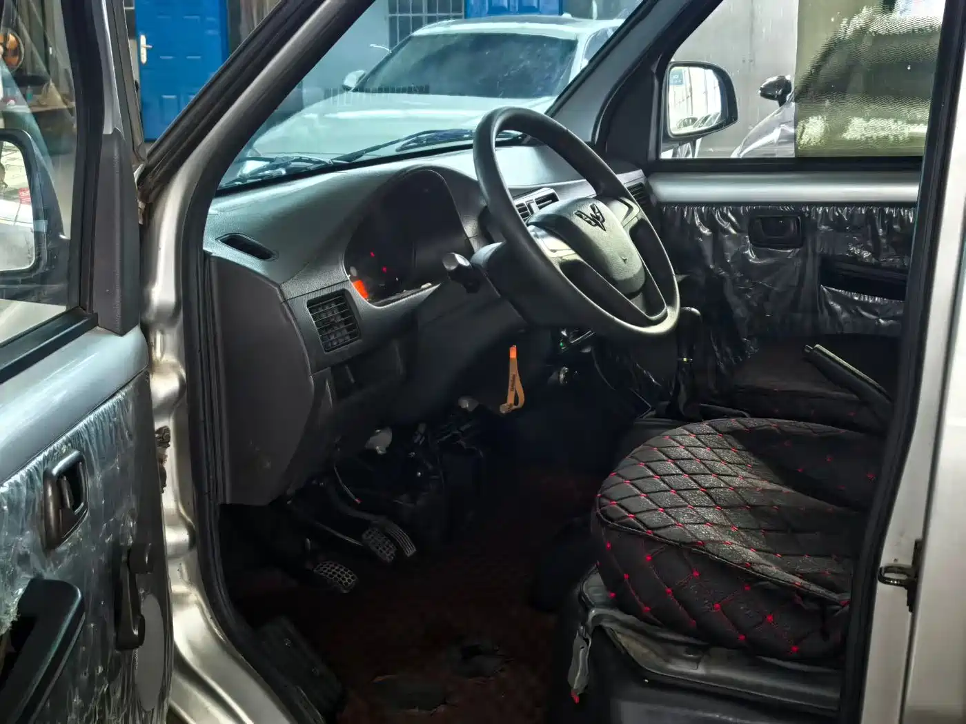 Wuling Motors Wuling Rongguang 2021 2021 1.5L Extended Standard Power Steering Windowless Van 2-Seater L3C