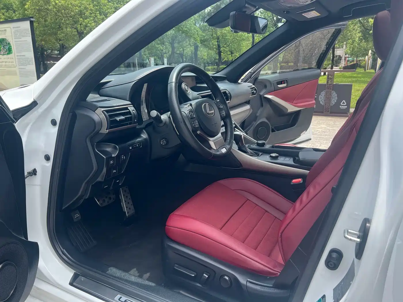 Lexus IS 2019 2017 300 F SPORT
