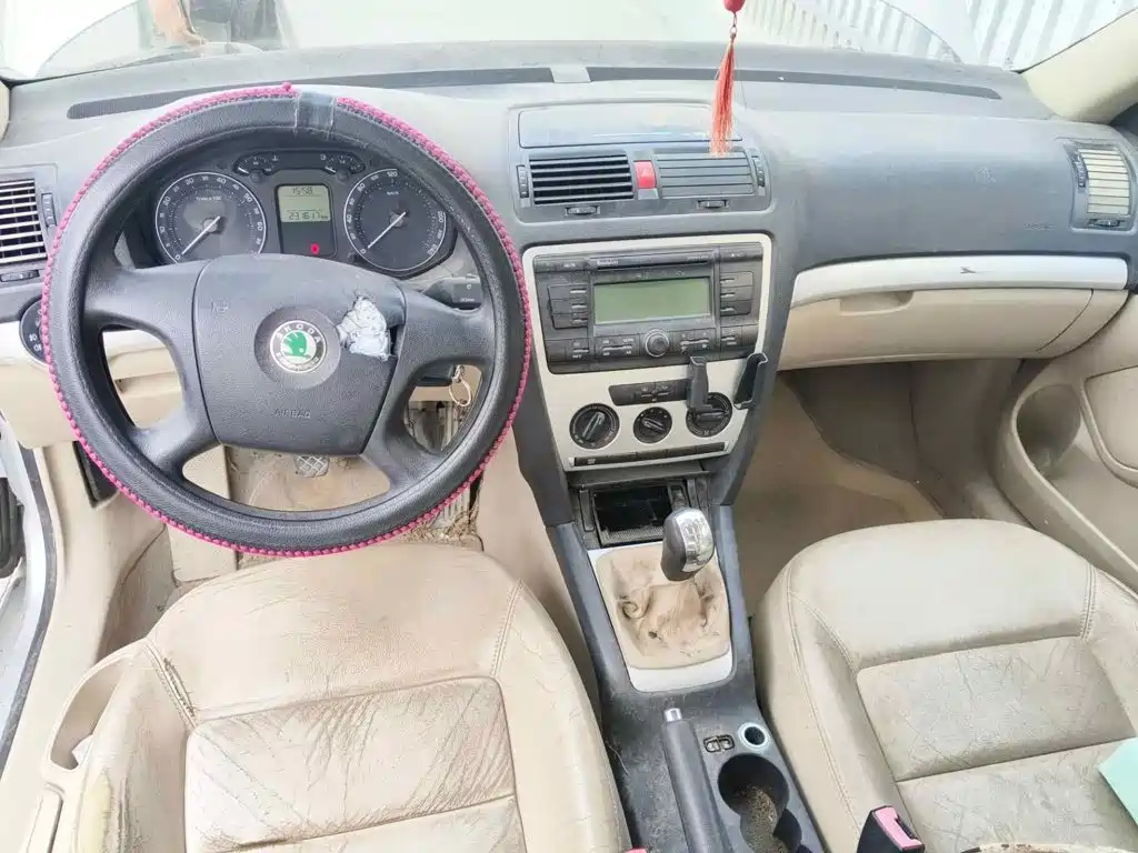 Škoda Octavia 2007 2007 1.6L Manual Yishi Edition