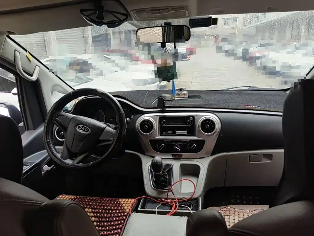 JAC Refine M3 2021 2019 PLUS Maker Edition 1.8L Luxury Smart Type 9-seater