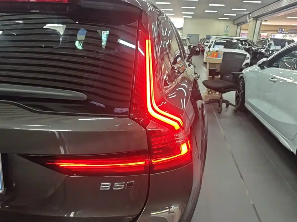 Volvo V90 2022 2022 Cross Country B5 AWD Momentum