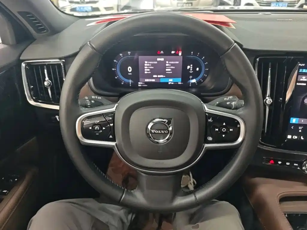 Volvo V90 2022 2022 Cross Country B5 AWD Momentum