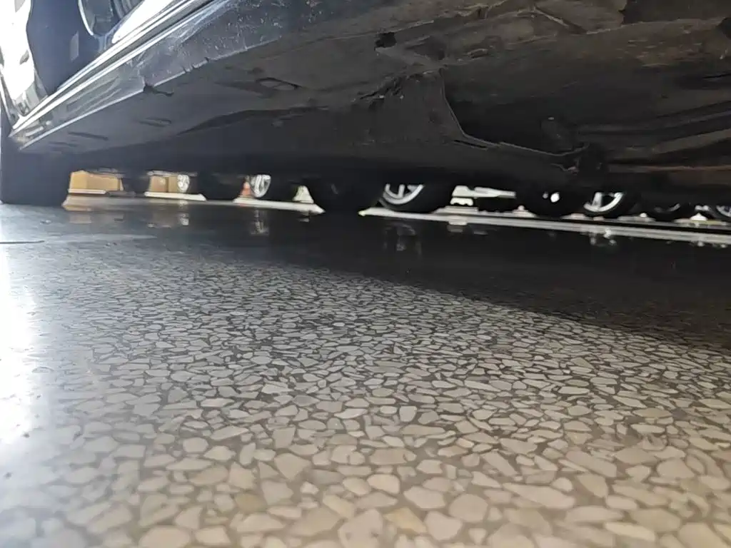 Фото 21 - Audi A6L