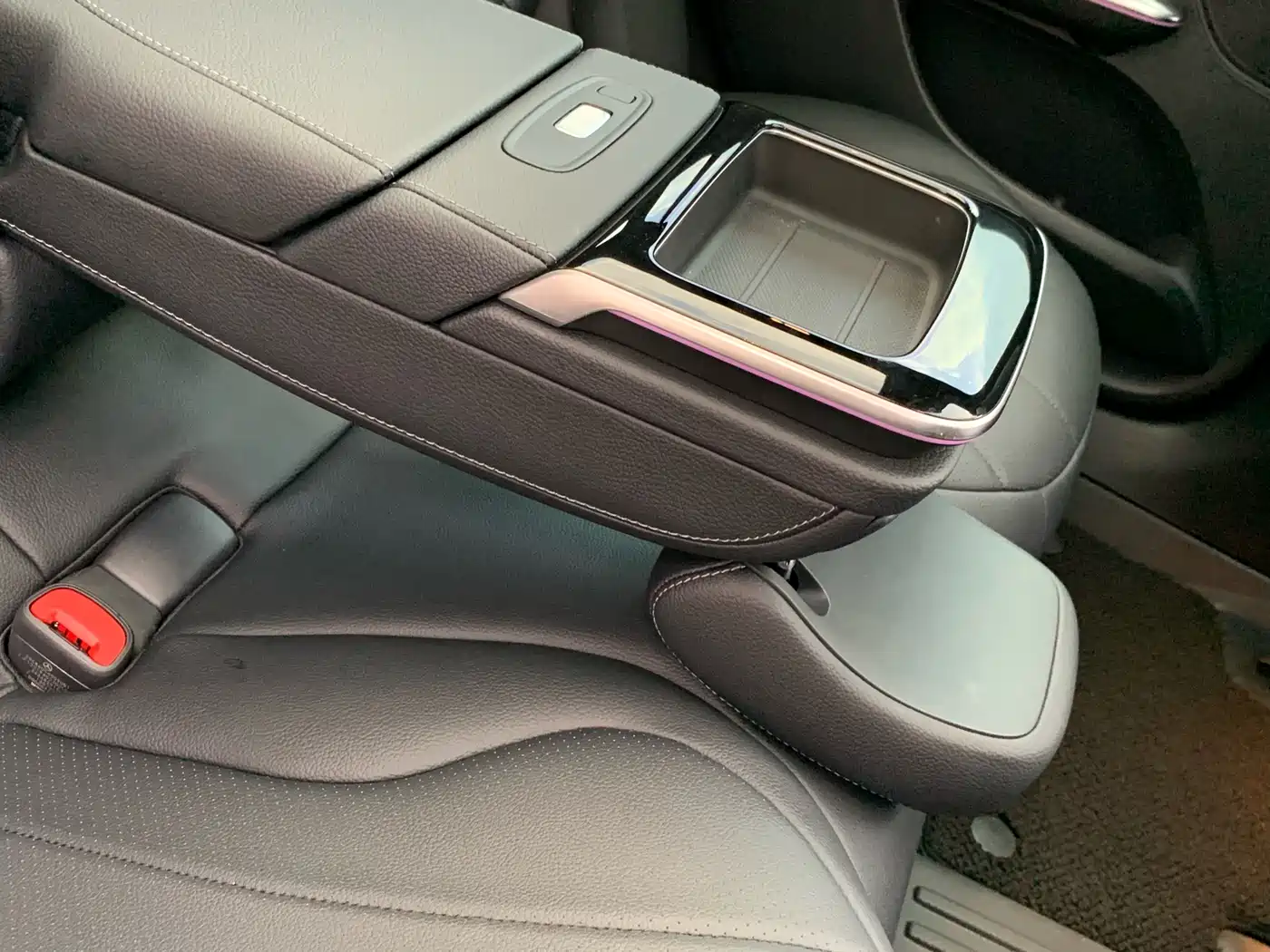 Mercedes-Benz EQE 2022 350 Pioneer Edition фото 29