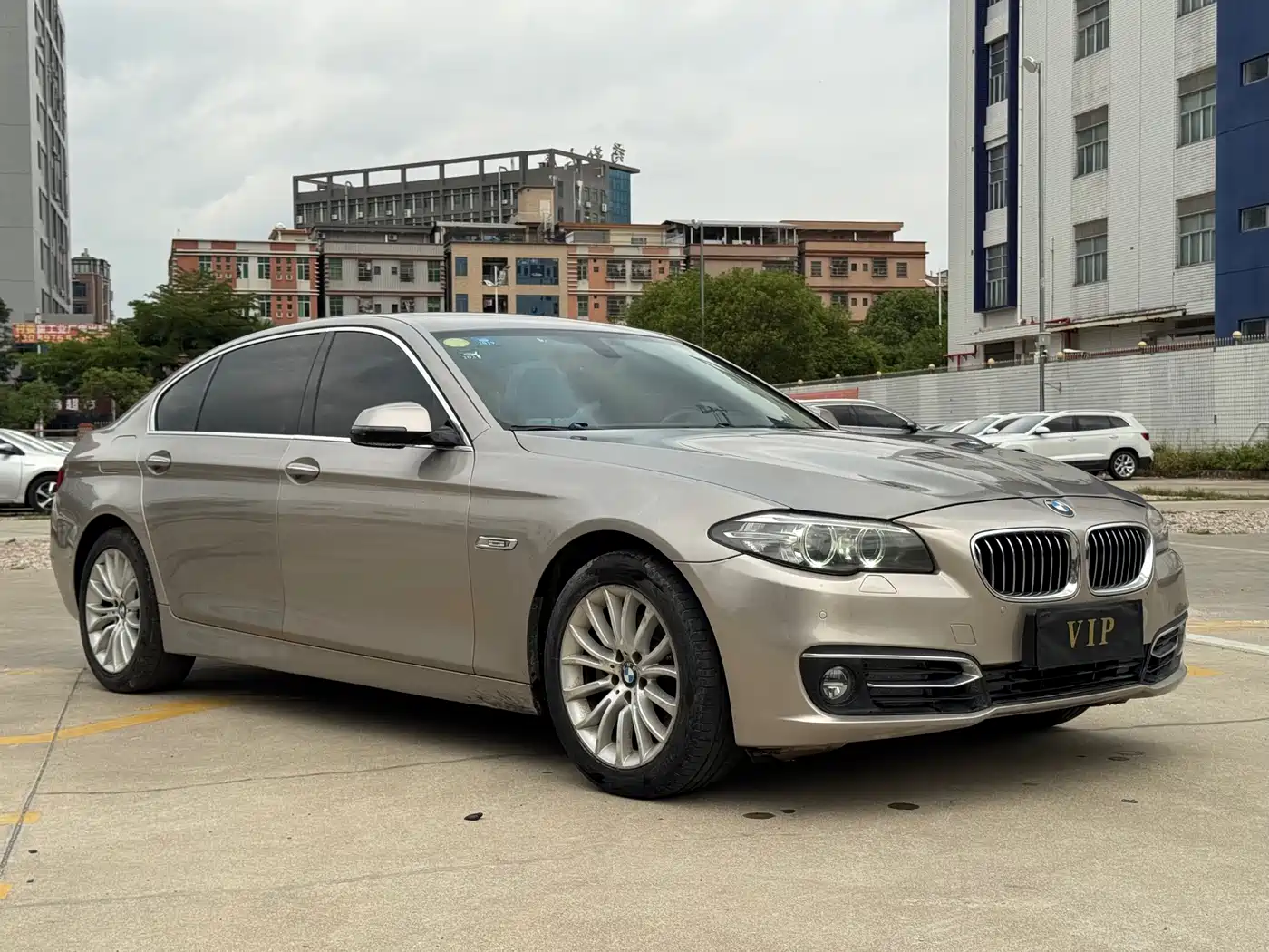 BMW 5 Series 2014 525Li Luxury Design Package фото 3