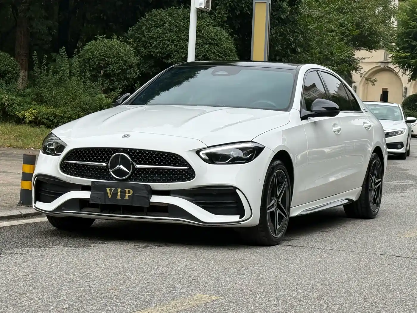 Photo 2 - Mercedes-Benz C-Class