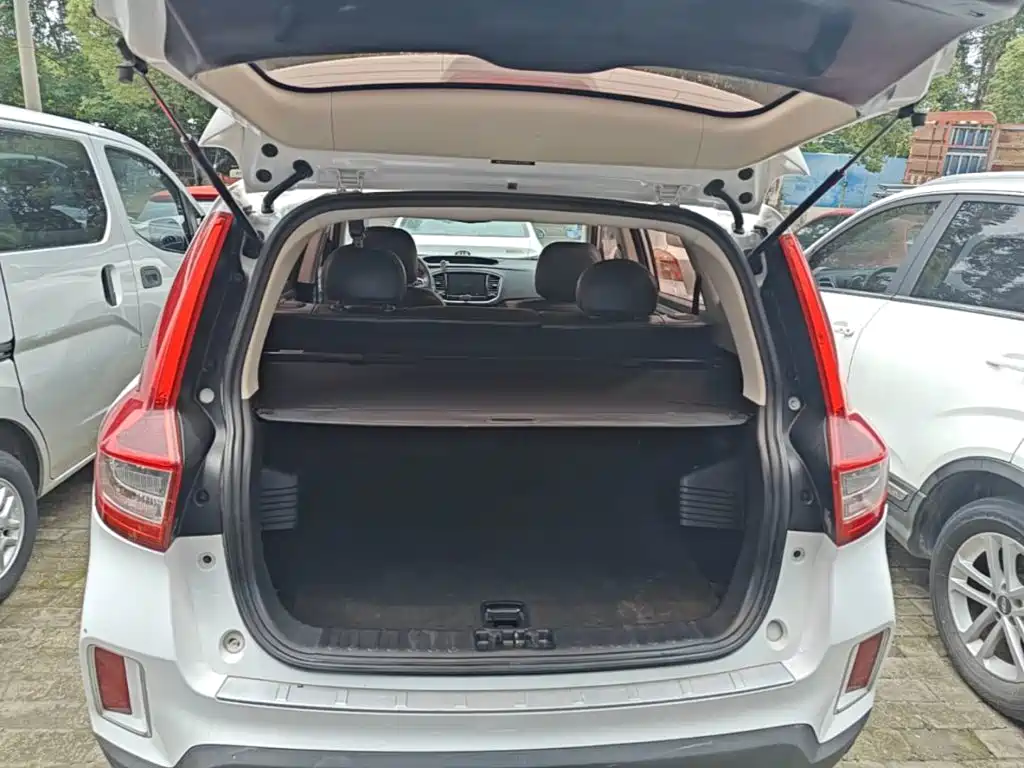 Geely Emgrand X6 2017 2016 1.8L Manual Luxury