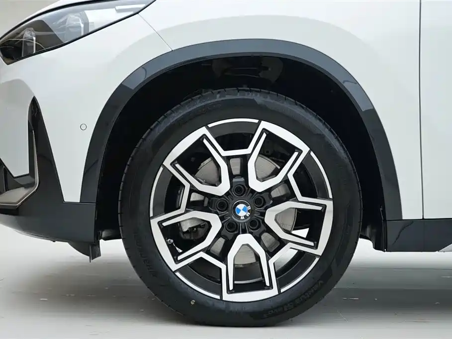 BMW X1 2025 sDrive25Li X Design Package фото 15