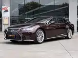 Фото 1 - Lexus LS