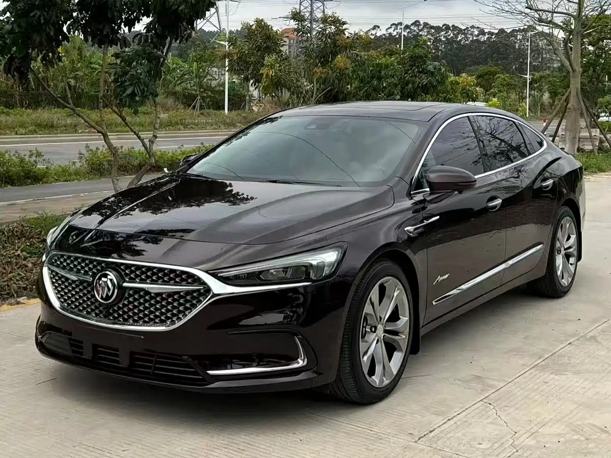 Buick LaCrosse 2022 Avenir First Edition фото 3