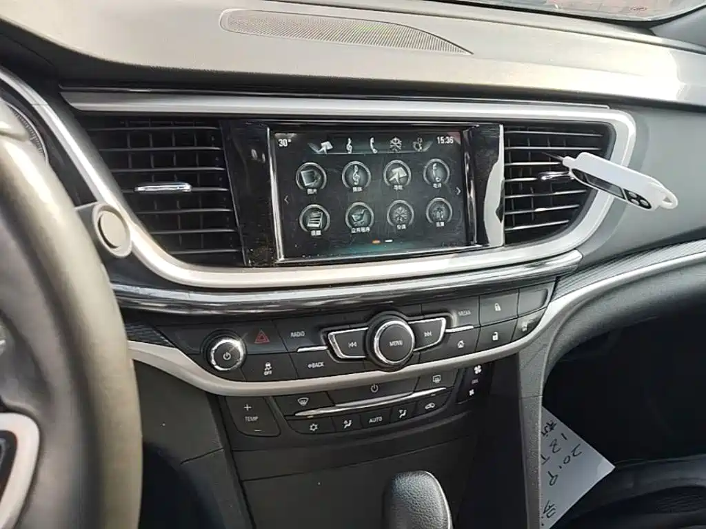 Фото 13 - Buick Excelle