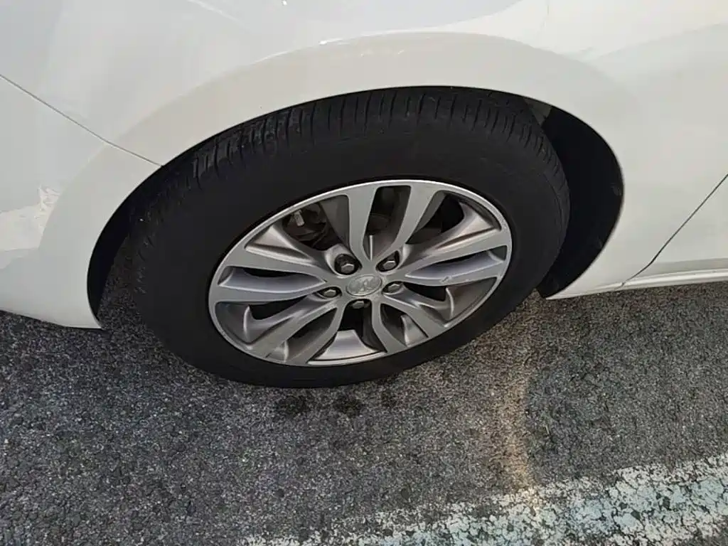 Фото 23 - Buick Excelle