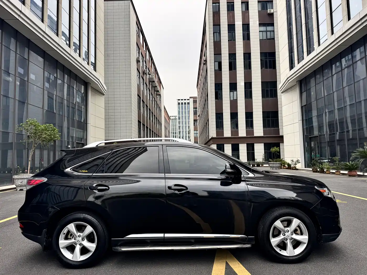 Lexus RX Classic 2012 270 Elegance фото 4