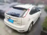 Фото 2 - Ford Focus